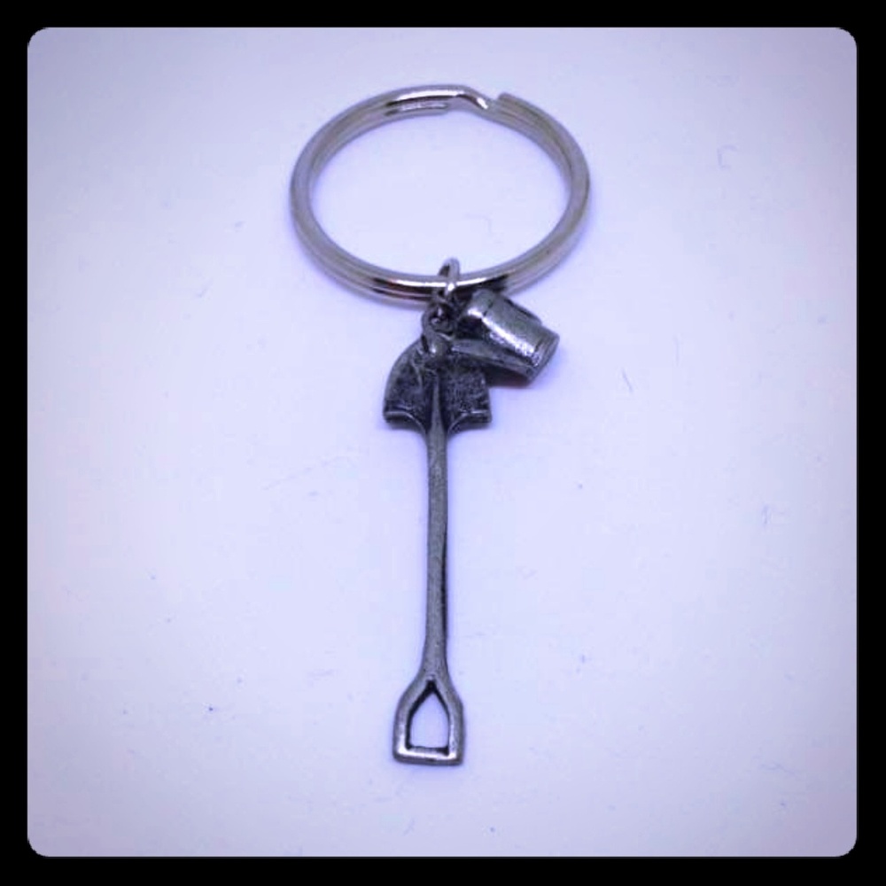 Shovel and pale keychain